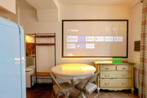 Studio with home cinema@Paris Chatelet